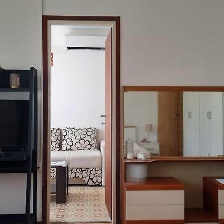 Ferienwohnung Apartman Iris Split Exterior foto